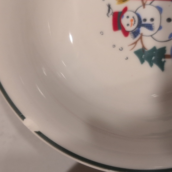 Pfaltzgraff Snow Village bowls - Picture 2 of 5